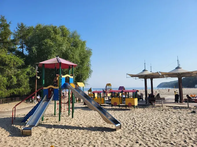Plac zabaw na Plaży Śródmieście - Gdynia